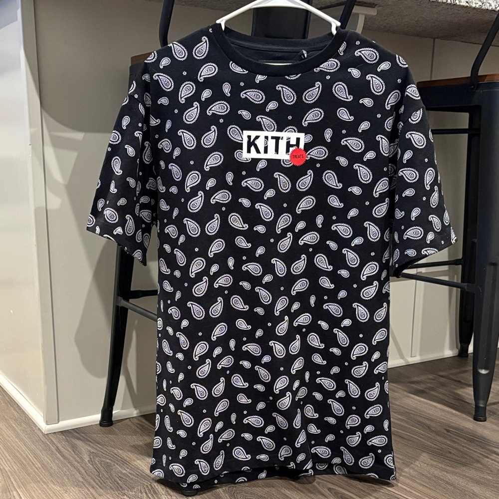 Kith Paisley Crew Neck Shirt - Size Large